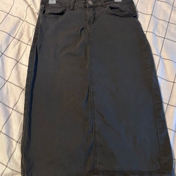 Inherit Remi Dark Grey Denim Skirt - Picture 1 of 2